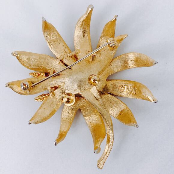 VTG Signed BSK Gold Tone Wheat and Lily Brooch, Mid-Century Floral Pin, 50s 60s - Picture 7 of 8